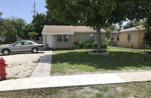 South Middle River House | Private-Single family remodeled 2 bed 1 bath.