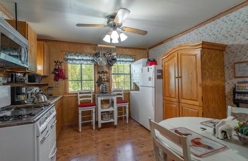 Kings Beach Cabin | Private, Ski & Golf, Close to 4 Ski Areas, Allergy friendly, No pets