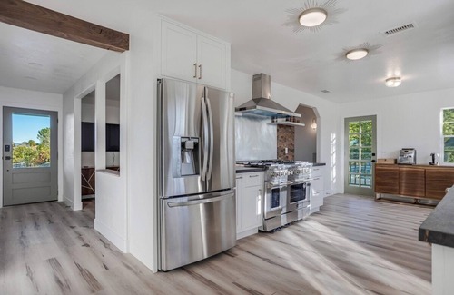Valley Center Other | Private Spa Retreat: Saltwater Hot Tub, Pool, Spa Services, Chef, Yoga, 2 Homes
