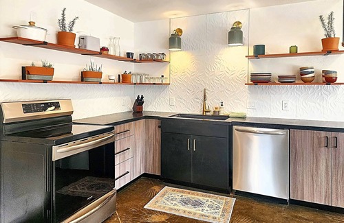 Valley Center Other | Private Spa Retreat: Saltwater Hot Tub, Pool, Spa Services, Chef, Yoga, 2 Homes
