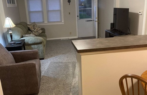 Fairview Park House | Private stand-alone little house.