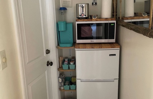 Wilton Manors Apartment | Private Studio Close to Wilton Drive, 4 Miles to Ft. Laud Beach