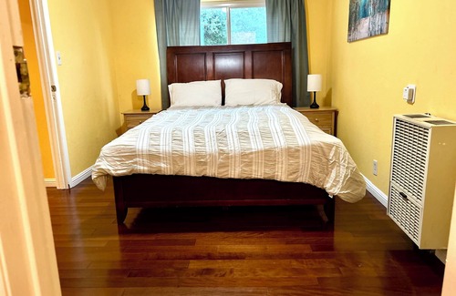 El Cerrito House | Private Suite in Little Hill for Extended Stay. Pet Friendly!