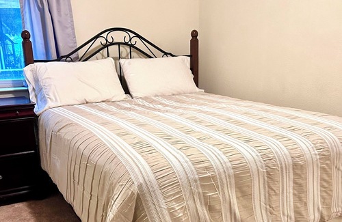El Cerrito House | Private Suite in Little Hill for Extended Stay. Pet Friendly!
