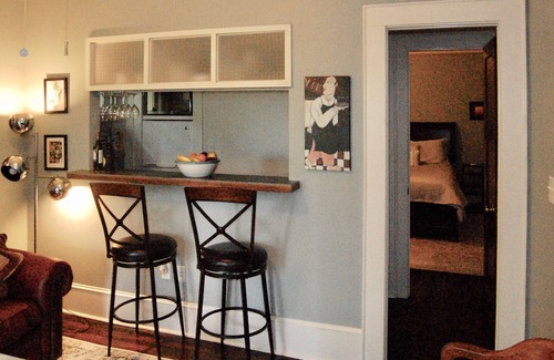 Old Fourth Ward Apartment | Private Suite in O4W.