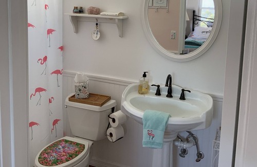 New Smyrna Beach Apartment | Private suite 10 minute drive to New Smyrna Beach