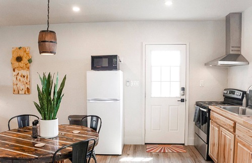Enid Cabin | Private Sunset Lodge Suite w/Whirlpool Tub +View!
