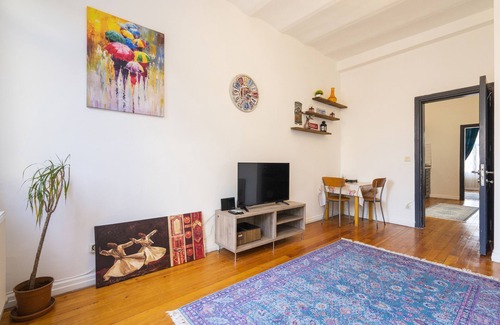 Tophane Apartment | ★Private Terrace ★5 mins to GALATA TOWER ★Stunning Views