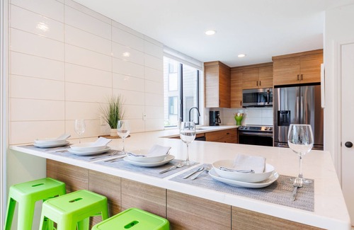 Solana Beach House | Private Townhome - Pool + Spa + Beach Access