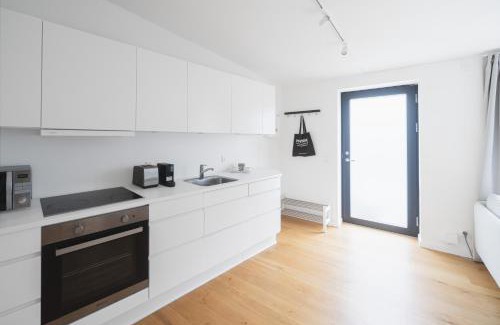 Øgadekvarteret Apartment | Private Townhouse with a terrace - 156