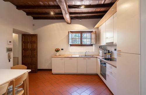 Vicchio Villa | Private Villa with WIFI, hot tub, sauna, private pool, TV, patio, pets allowed, panoramic view
