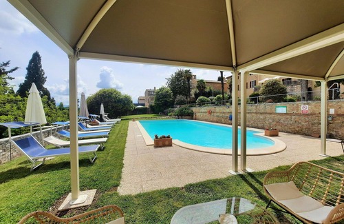 San Giovanni d'Asso Villa | Private Villa with A/C, WIFI, private pool, TV, terrace, panoramic view, close to Montalcino