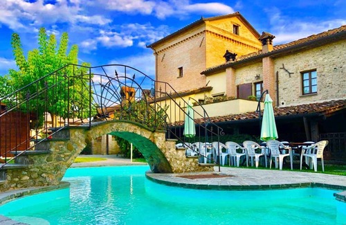 Piosina Villa | Private Villa with private pool, hot tub, A/C, WIFI, TV, veranda, pets allowed, panoramic view