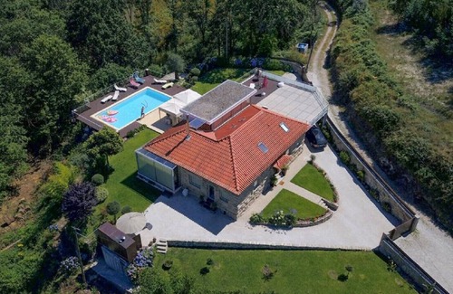 Vieira do Minho Villa | Private villa deluxe with pool