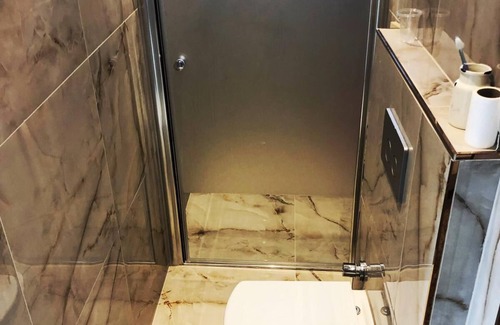 Arnavutkoy House | Private Villa Room Near Istanbul Airport