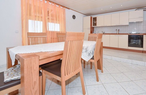 Stankovci House | Private Villa with A/C, private pool, WIFI, TV, patio, pets allowed, panoramic view, parking