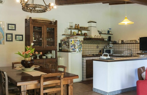 Vetralla House | Private Villa with WIFI, A/C, private pool, TV, terrace, pets allowed, panoramic view, parking