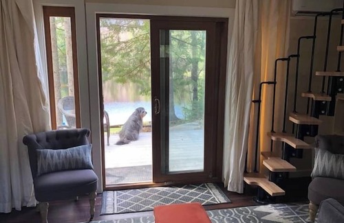 Whitefield House | Private Waterfront Estate: 3 Luxe Cottages & Beach