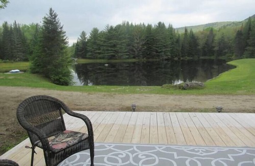 Whitefield House | Private Waterfront Estate: 3 Luxe Cottages & Beach