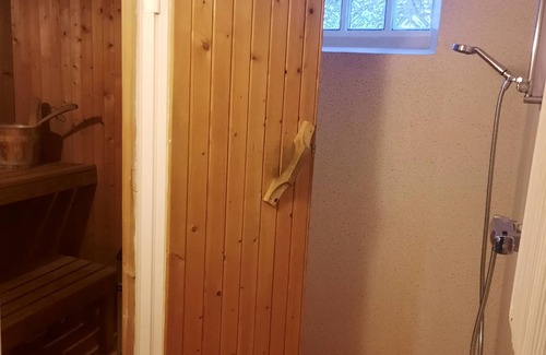 Hagfors Municipality House | private wellness house med private outside jacuzzi, sauna, massagechair and gym
