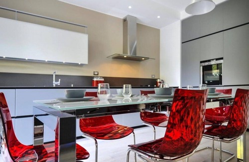 Tre Torri Apartment | Procida, Luxurious 3 Br Apartment By Halldis