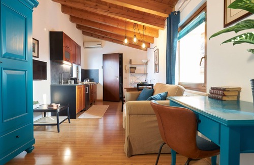 Verona City Centre Apartment | Professor's Nest 12