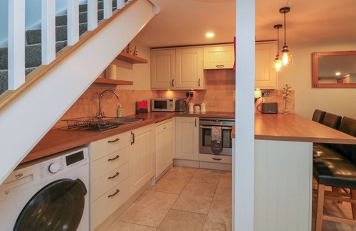 Dulverton Cottage | PROFFITTS COTTAGE, pet friendly in Dulverton