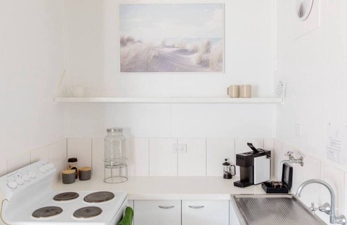 Sandy Point Condo | Prom Coast 1~Cosy beach life, stroll to the beach