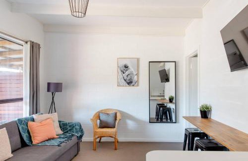 Sandy Point Apartment | Prom Coast Apartments