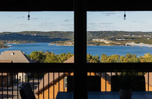 Kimberling City House | PROMO 10% OFF Indoor - Outdoor Pools! Lazy River! Lux Lake Views! Hot Tub!