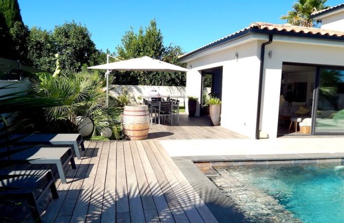 Teyran Villa | PROMO Beautiful contemporary air-conditioned villa with swimming pool