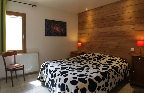 Vars Other | Promotion large August house in the mountains with Sauna and Spa trampoline