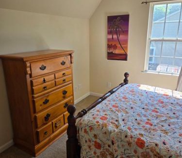 Mocksville House | properties not open