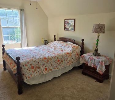 Mocksville House | properties not open