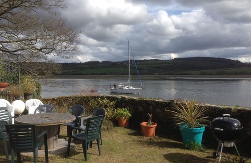 La Forest-Landerneau House | Property Wifi Kayaks Stand up "feet in the water" in Landerneau dogs ok