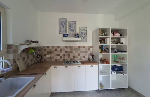 Torano Nuovo House | Property with villa and pool