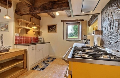 Pleyben Cottage | Propriété de Campagne Typique Bretonne Rénovée, Proche de Sentiers de Randonnées