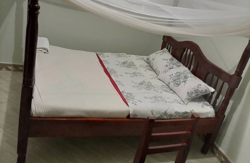 Masindi Hotel | PROSS' RESIDENCE MOTEL .GREAT ACOMMODATION FOR GROUPS AND FAMILIES