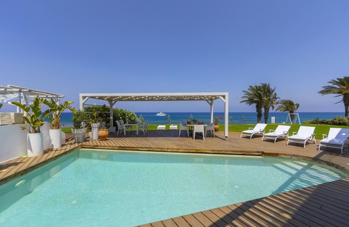 Pernera Villa | Protaras Beachfront Dream Villa