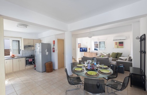 Pernera Cottage | Protaras Blue River Villa BR26 - a villa that sleeps 7 guests in 3 bedrooms