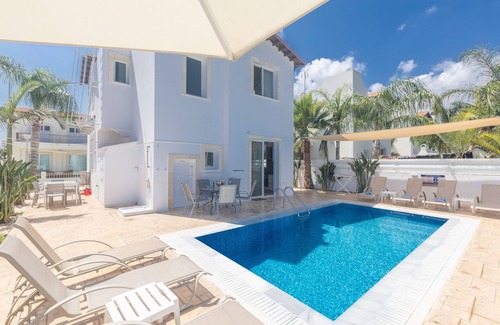 Pernera Cottage | Protaras Katerina Villa KV58 - a villa that sleeps 7 guests in 3 bedrooms