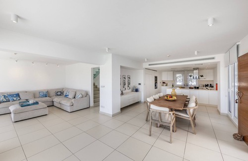 Pernera Villa | Protaras Sirina Paradise Seafront Villa