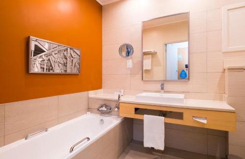 Gaborone Hotel | Protea Hotel by Marriott Gaborone Masa Square