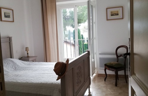 Camaret-sur-Aigues Other | Provençal house with private poolnLOU MAS PEYRETTES