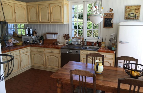 Saint-Jeannet Villa | Provencal villa with stunning views Cote d'Azur Nice Antibes Cannes swimming pool