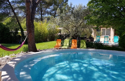 Mormoiron Cottage | Provence at the foot of Mont Ventoux, gite 1 to 6 people with heated pool
