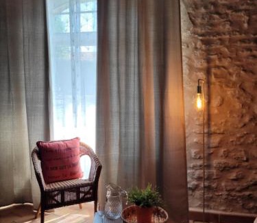 Cabrieres-d'Avignon Apartment | Provence Now