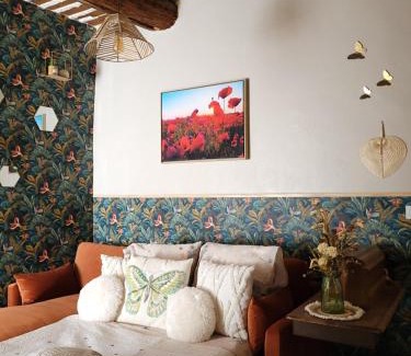 Cabrieres-d'Avignon Apartment | Provence Now