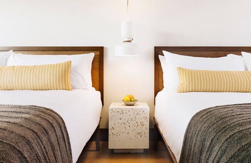 Sunset Junction House | Proximity at its Best! 3 Family-friendly Units, Pets Allowed, Onsite Pool