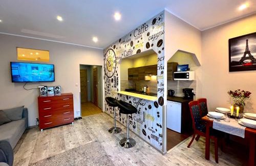 Bierutowice Apartment | Przycup w Karkonoszach Apartamenty - Apartament Karkonoska Karpacz Centrum Karkonosze Darmowy parking dla Gości apartamentu
